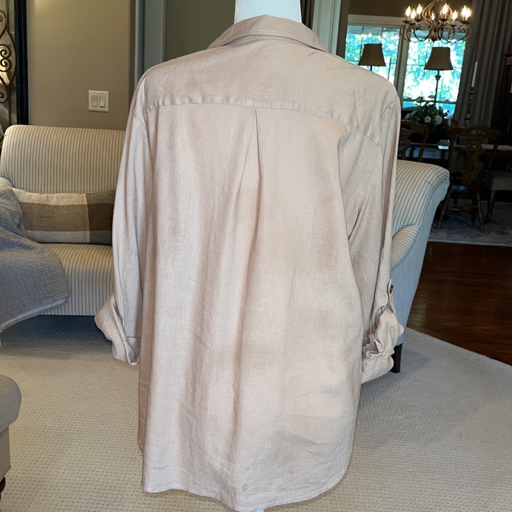 Velvet Heart tan linen button up blouse - Picture 9 of 15